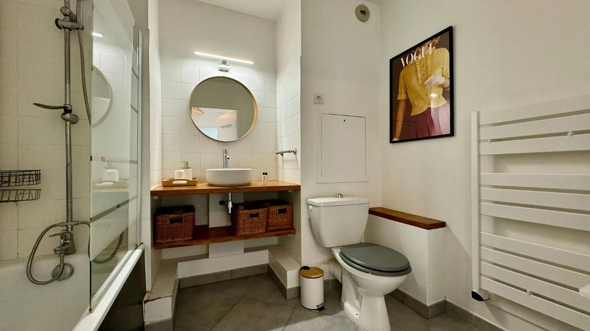 Suite Mendoza Villeurbanne 0*,
